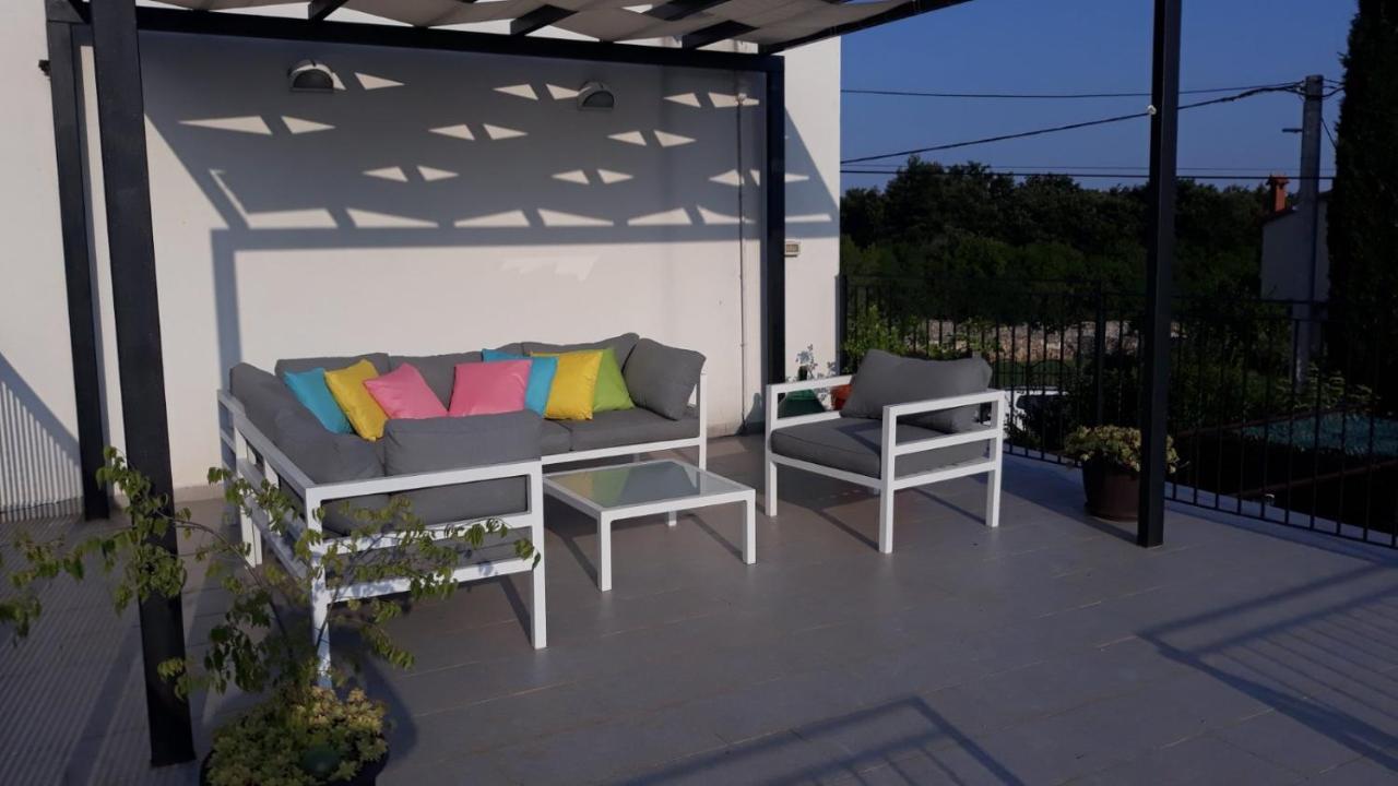 Holiday Home Dioniza Воднян Екстериор снимка