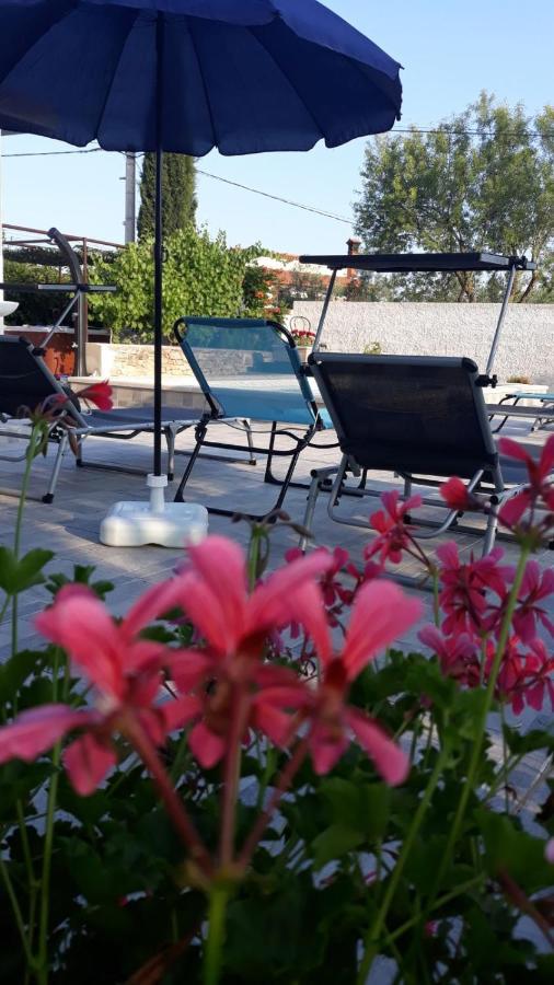 Holiday Home Dioniza Воднян Екстериор снимка