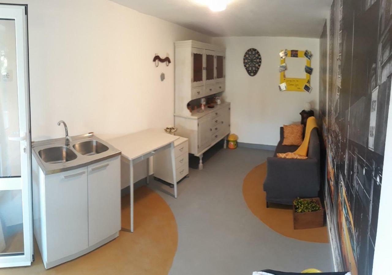 Holiday Home Dioniza Воднян Екстериор снимка